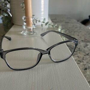 Nine West Translucent Gray Readers 1.5